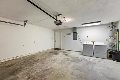 5206 Avenue P 1/2, Galveston, TX 77551 - Photo 4