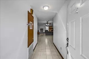 5206 Ave P 1/2, Galveston, TX 77551 - Photo 6