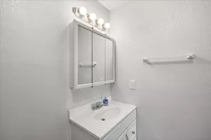 5206 Ave P 1/2, Galveston, TX 77551 - Photo 30