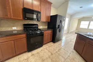 18922 Wellock Ln, Tomball, TX 77375 - Photo 8