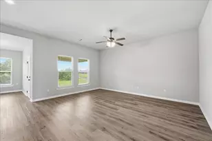 702 Balsa Wood Dr, Orange, TX 77630 - Photo 6