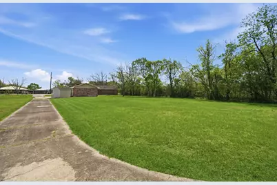 12410 Roy Road, Brookside Village, TX 77581 - Photo 24