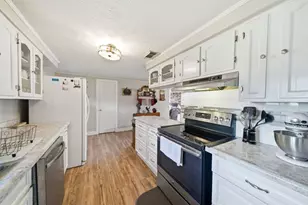 12410 Roy Rd, Brookside, TX 77581 - Photo 10