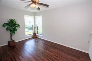 2711 Holly Springs Dr, Pearland, TX 77584 - Photo 6