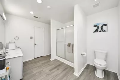 8435 Broadleaf Avenue, Baytown, TX 77521 - Photo 20