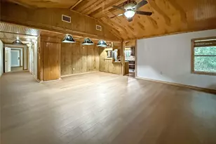 207 Arrowcrest Dr, Brookeland, TX 75931 - Photo 4