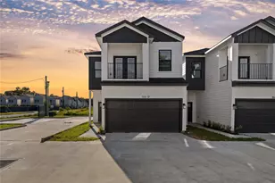 864 Rachel St, Houston, TX 77091 - Photo 1