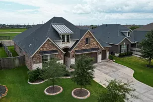 4710 Cedar Sage Dr, Baytown, TX 77521 - Photo 2