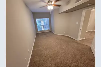 1919 Post Oak Park Drive #2207, Houston, TX 77027 - Photo 6