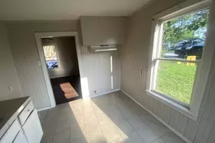 4418 Davenport St, Houston, TX 77051 - Photo 8