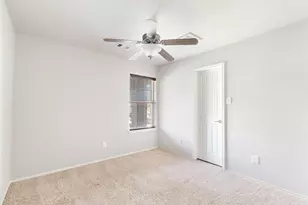 10414 Whisper Bluff Dr, Humble, TX 77396 - Photo 16