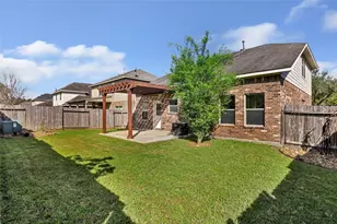10414 Whisper Bluff Dr, Humble, TX 77396 - Photo 20
