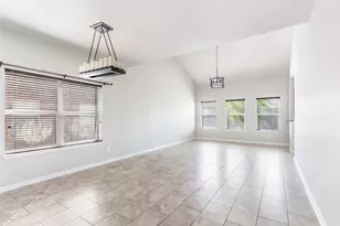 10414 Whisper Bluff Dr, Humble, TX 77396 - Photo 6