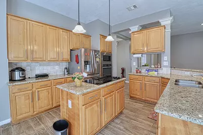 2123 Meadow Park Circle, Missouri City, TX 77459 - Photo 16