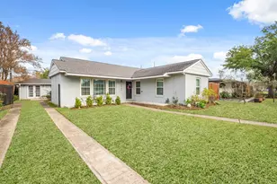 6449 Country Club Dr, Houston, TX 77023 - Photo 2