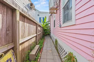 1301 15th St, Galveston, TX 77550 - Photo 28