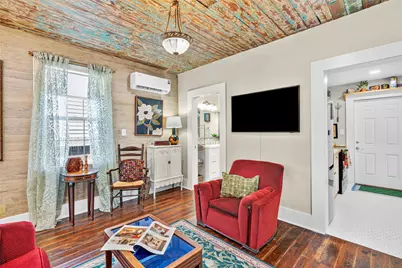 1301 15th Street, Galveston, TX 77550 - Photo 10