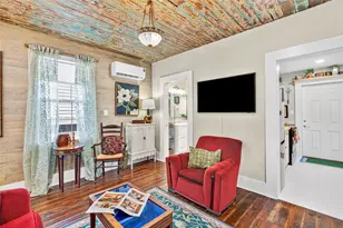 1301 15th St, Galveston, TX 77550 - Photo 10
