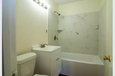 4039 Erby Street #B, Houston, TX 77087 - Photo 8