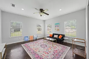 3122 Molly Dr, Huntsville, TX 77340 - Photo 6