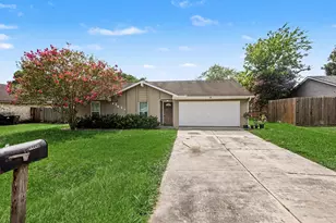 11411 Marrs Dr, Houston, TX 77065 - Photo 2
