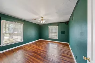 810 Main St, Hempstead, TX 77445 - Photo 24