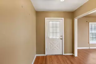 810 Main St, Hempstead, TX 77445 - Photo 16