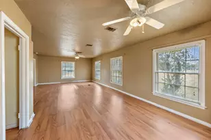 810 Main St, Hempstead, TX 77445 - Photo 20