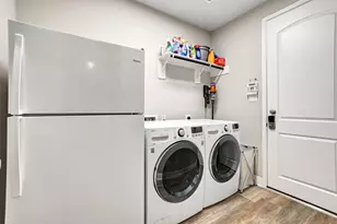 103 Birch Canoe Dr, Tomball, TX 77375 - Photo 14