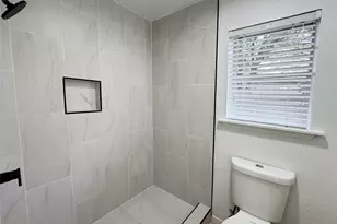 918 Bolton Ct, Tomball, TX 77375 - Photo 16