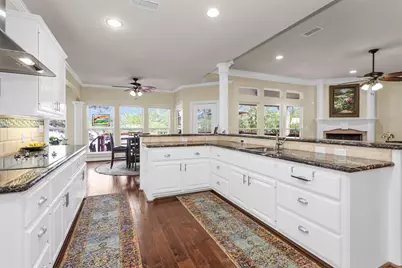 1502 Wimbledon Drive, Huntsville, TX 77340 - Photo 14
