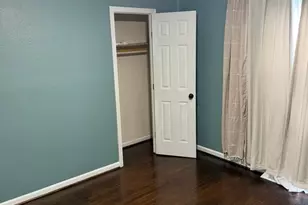 1406 Kirwin St, Galveston, TX 77551 - Photo 12