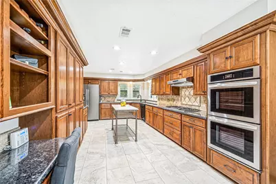 2 Chatterbird Lane, Spring, TX 77380 - Photo 4