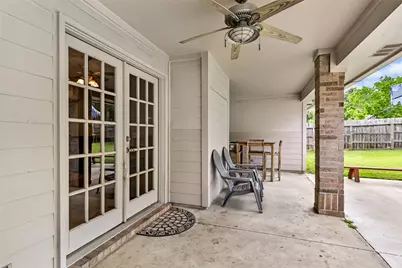 210 Regal Lane, Liberty, TX 77575 - Photo 14