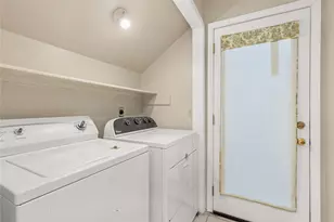 4134 Lakepointe Forest Dr, Seabrook, TX 77586 - Photo 12