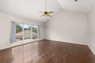 4134 Lakepointe Forest Dr, Seabrook, TX 77586 - Photo 26