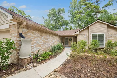 20 Edgewood Forest Court, The Woodlands, TX 77381 - Photo 6