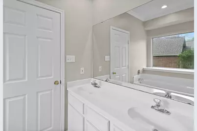 10 Hickory Lane, Dayton, TX 77535 - Photo 16