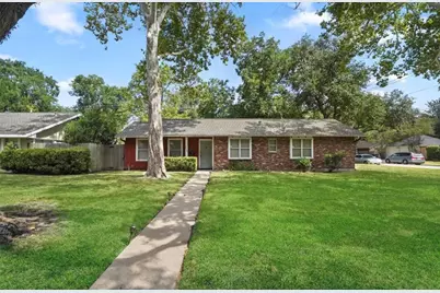 9802 Cedardale Drive, Houston, TX 77055 - Photo 2