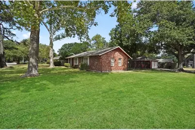 9802 Cedardale Drive, Houston, TX 77055 - Photo 20