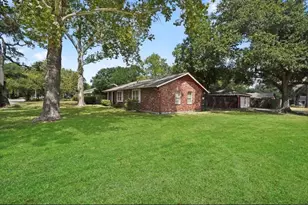 9802 Cedardale Dr, Houston, TX 77055 - Photo 20