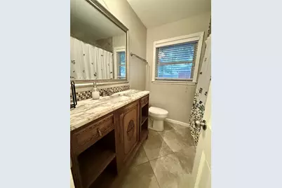 9802 Cedardale Drive, Houston, TX 77055 - Photo 16