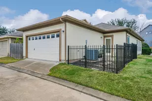 3521 Clearview Cir, Houston, TX 77025 - Photo 6