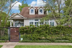 315 W 15th St, Houston, TX 77008 - Photo 1
