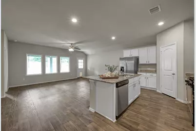 14149 Redwood Forest Trail, Conroe, TX 77384 - Photo 10