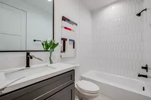 1634 Castle Ct, Houston, TX 77006 - Photo 32