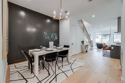 1634 Castle Court, Houston, TX 77006 - Photo 16