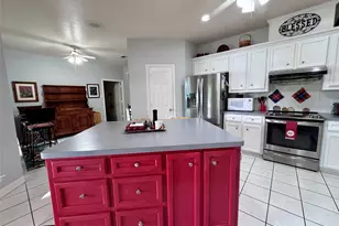 41 Bluebird Ln, Trinity, TX 75862 - Photo 32
