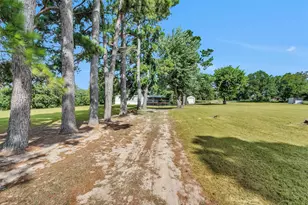 13588 Co Rd 355, Buffalo, TX 75831 - Photo 6