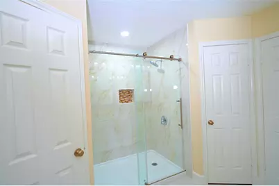 11822 Hillbrook Drive, Houston, TX 77070 - Photo 12